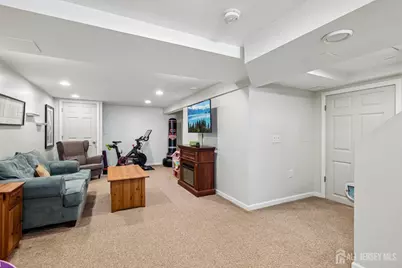 13 Highview Road, East Brunswick Township, NJ 08816 - Photo 26