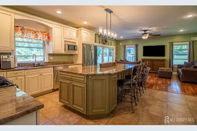 3 Matano Court, Monroe Township, NJ 08831 - Photo 4