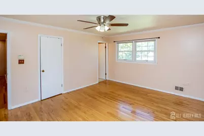 14 Woodmere Rd Road, North Brunswick Township, NJ 08902 - Photo 56