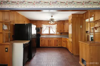 414 S Madison Avenue S, Dunellen, NJ 08812 - Photo 10