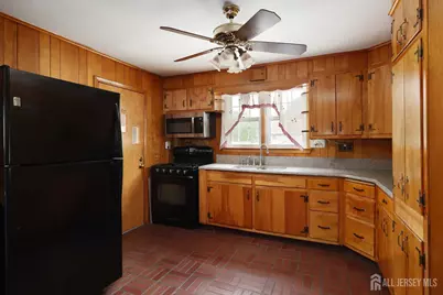 414 S Madison Avenue S, Dunellen, NJ 08812 - Photo 12