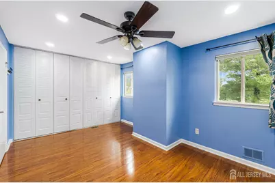 32 Chelsea Way, Bridgewater, NJ 08807 - Photo 12