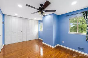 32 Chelsea Way, Bridgewater, NJ 08807 - Photo 12
