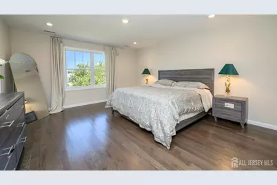 112 Valerie Drive, Manville, NJ 08835 - Photo 18