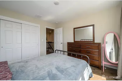 112 Valerie Drive, Manville, NJ 08835 - Photo 16