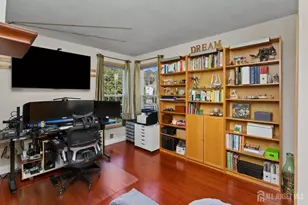 20 Mitchell Dr, Monroe Township, NJ 08831 - Photo 22
