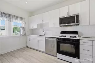 4 Main St, East Brunswick Township, NJ 08816 - Photo 12