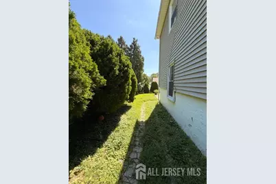 713 Roessner Drive, Union Township, NJ 07083 - Photo 16