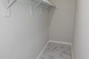 271 College Dr, Edison, NJ 08817 - Photo 10