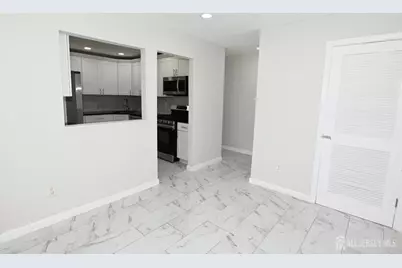 271 College Drive, Edison, NJ 08817 - Photo 6