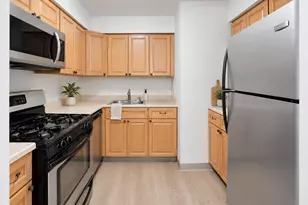 116 Orlando St, Edison, NJ 08817 - Photo 6