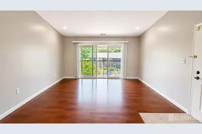 500 Danbury Lane, East Brunswick Township, NJ 08816 - Photo 4