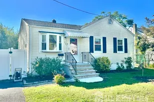 72 Fernhead Ave, Spotswood, NJ 08884 - Photo 1
