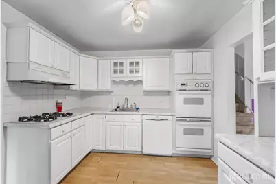 26 Bradford Road, East Brunswick Township, NJ 08816 - Photo 8