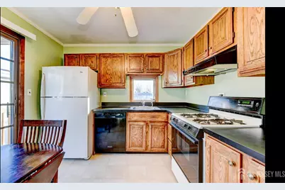112 Madison Drive, South Plainfield, NJ 07080 - Photo 16