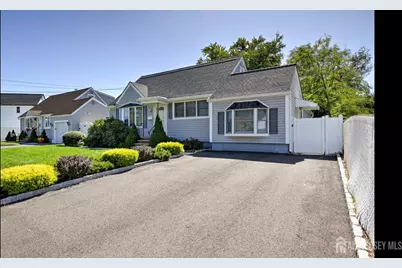 112 Madison Drive, South Plainfield, NJ 07080 - Photo 2