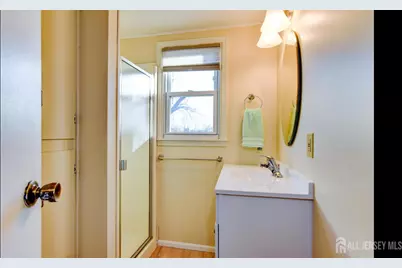 112 Madison Drive, South Plainfield, NJ 07080 - Photo 20