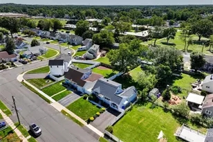 112 Madison Dr, South Plainfield, NJ 07080 - Photo 6