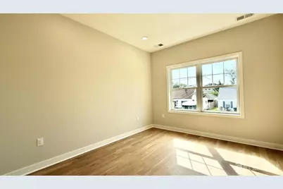 225 Penn Avenue, Edison, NJ 08817 - Photo 30
