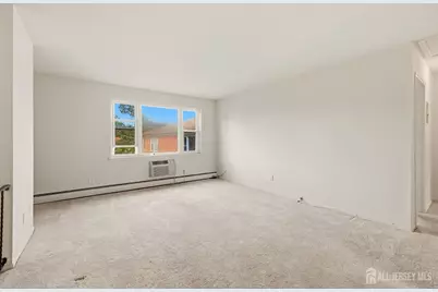 21 York Drive #3B, Edison, NJ 08817 - Photo 4