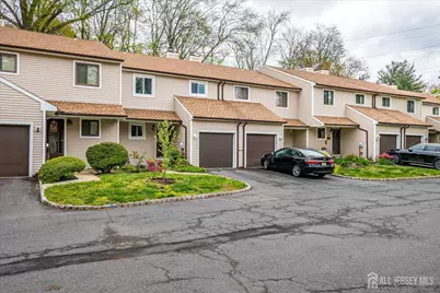 12 Tulip Court, Edison, NJ 08820 - Photo 2