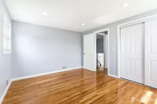 29 Swarthmore Dr, Carteret, NJ 07008 - Photo 20