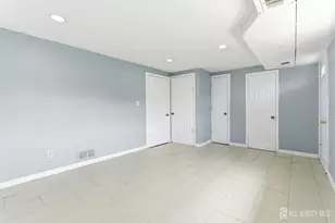29 Swarthmore Dr, Carteret, NJ 07008 - Photo 28