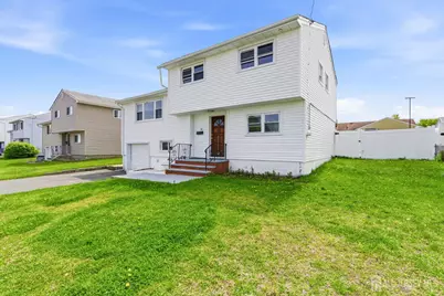 29 Swarthmore Drive, Carteret, NJ 07008 - Photo 2