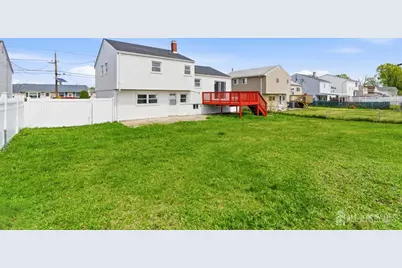 29 Swarthmore Drive, Carteret, NJ 07008 - Photo 34