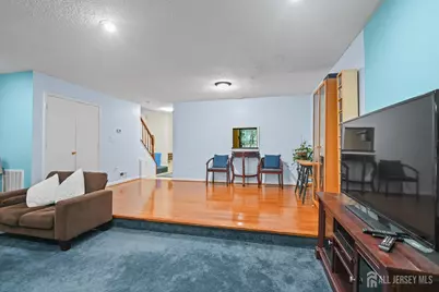 67 Albury Way, North Brunswick Township, NJ 08902 - Photo 12