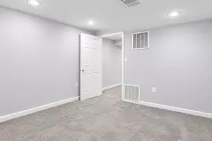 251 Sayre Dr, Plainsboro Township, NJ 08540 - Photo 34