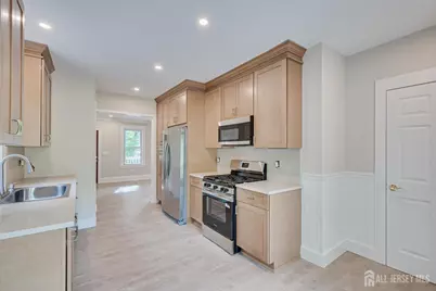 8 Fox Road, Edison, NJ 08817 - Photo 16