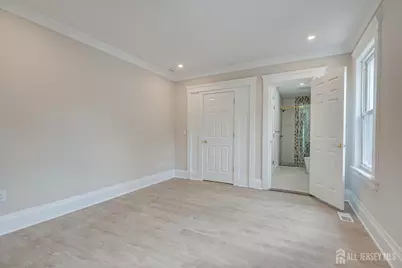 8 Fox Road, Edison, NJ 08817 - Photo 20