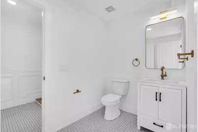 17 S Midland Avenue S, Kearny, NJ 07032 - Photo 12