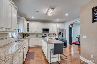 37 Wildwood Avenue, Fords, NJ 08863 - Photo 18