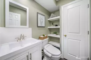 305 Michaels Ct, Woodbridge Township, NJ 07095 - Photo 22