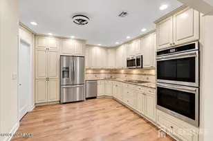 375C Duranta Plaza, Monroe Township, NJ 08831 - Photo 16