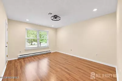 375-C Duranta Plaza, Monroe Township, NJ 08831 - Photo 16