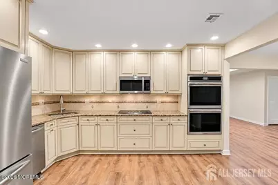 375-C Duranta Plaza, Monroe Township, NJ 08831 - Photo 12
