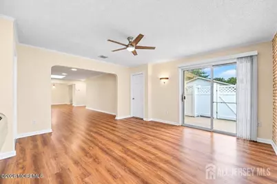 375-C Duranta Plaza, Monroe Township, NJ 08831 - Photo 10