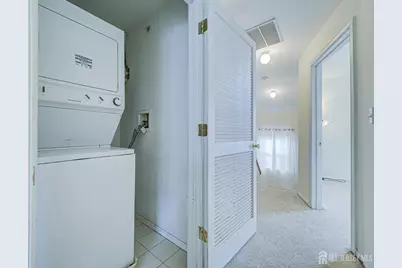 518 Great Beds Court, Perth Amboy, NJ 08861 - Photo 10
