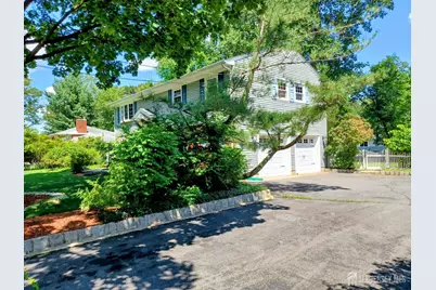 1465 Thomas Avenue, North Brunswick Township, NJ 08902 - Photo 4