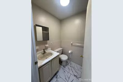 730 Harbortown Boulevard, Perth Amboy, NJ 08861 - Photo 24
