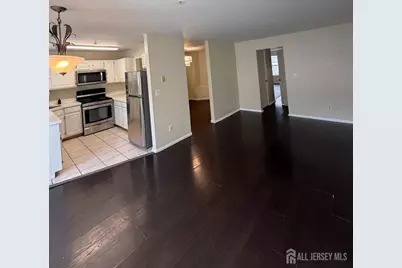 730 Harbortown Boulevard, Perth Amboy, NJ 08861 - Photo 10