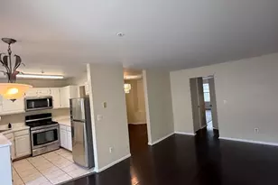 730 Harbortown Blvd, Perth Amboy, NJ 08861 - Photo 10