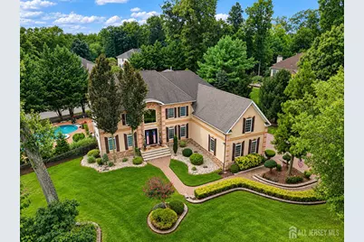 2 Lexington Court, Monroe Township, NJ 08831 - Photo 2