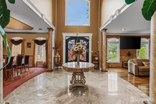 2 Lexington Ct, Monroe Township, NJ 08831 - Photo 6