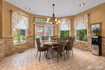 2 Lexington Court, Monroe Township, NJ 08831 - Photo 20