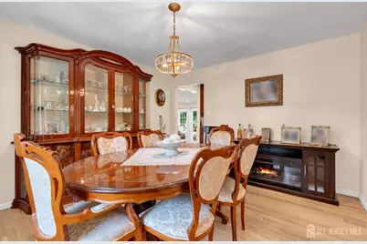 6 Mount Court, East Brunswick Township, NJ 08816 - Photo 8