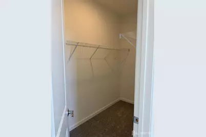 918 District Boulevard, East Brunswick Township, NJ 08816 - Photo 12